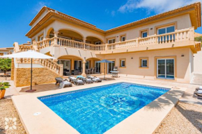 Villa Socrates by Abahana Villas